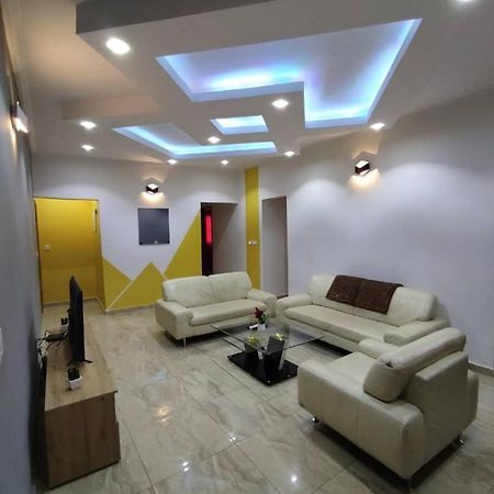 Hotel Appart B4U - Etoudi Yaoundé Esterno foto