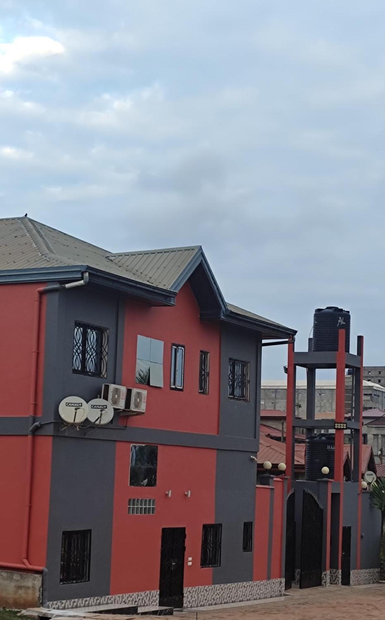 Hotel Appart B4U - Etoudi Yaoundé Esterno foto