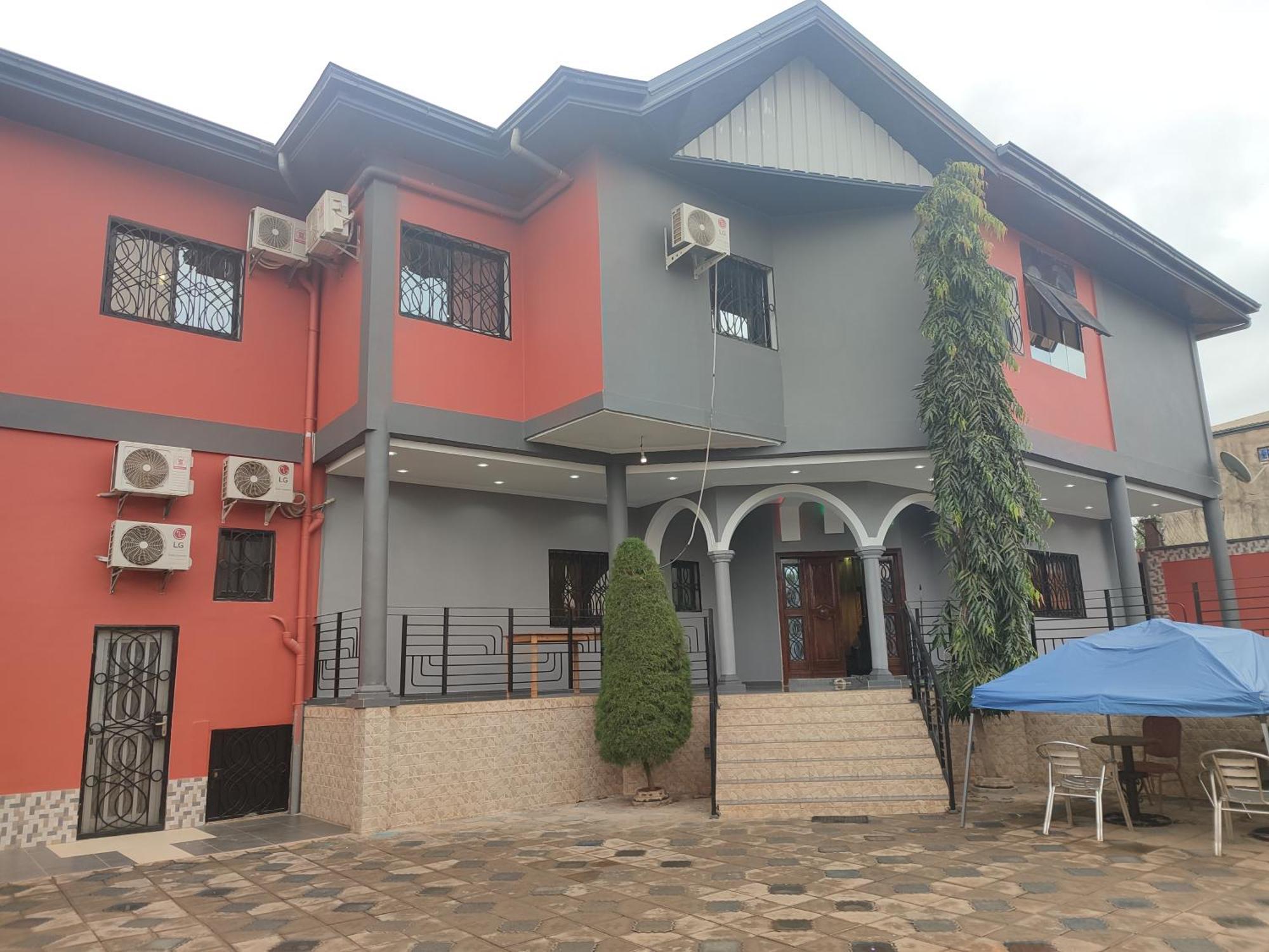 Hotel Appart B4U - Etoudi Yaoundé Esterno foto