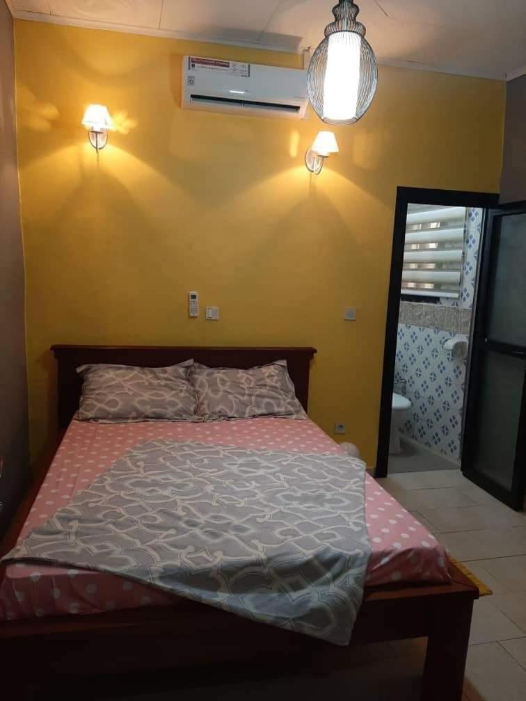 Hotel Appart B4U - Etoudi Yaoundé Esterno foto